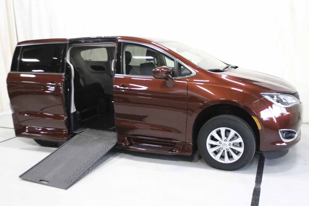 Wheelchair Vans For Sale Pennsylvania from Rollx Vans