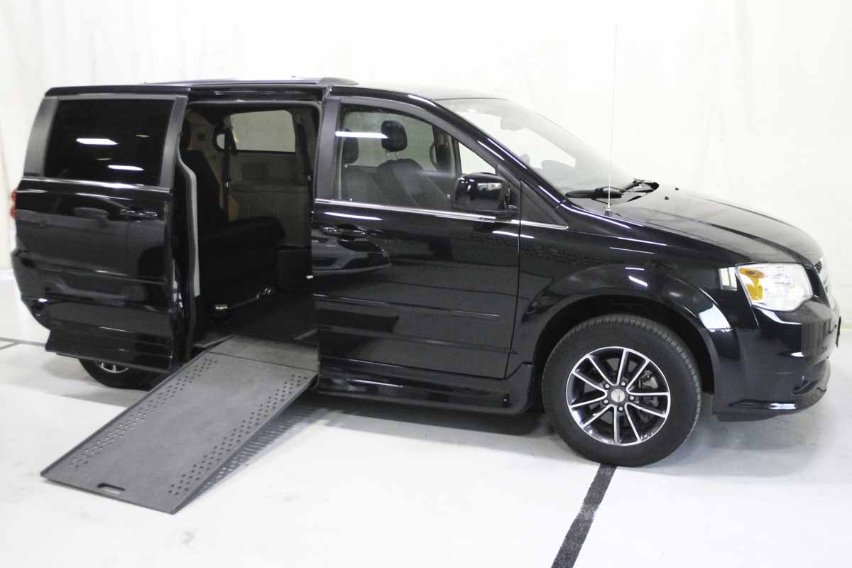 DODGE GR CARAVAN SXT