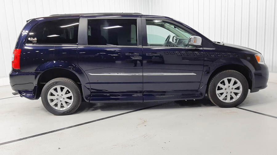 Used 2011 Chrysler Town & Country Touring-L with VIN 2A4RR8DG5BR712056 for sale in Savage, Minnesota