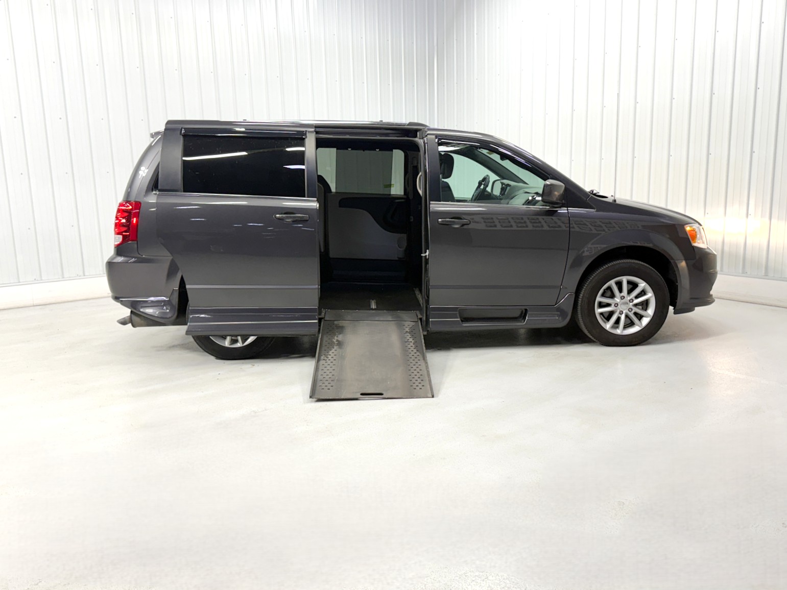 DODGE GR CARAVAN SXT