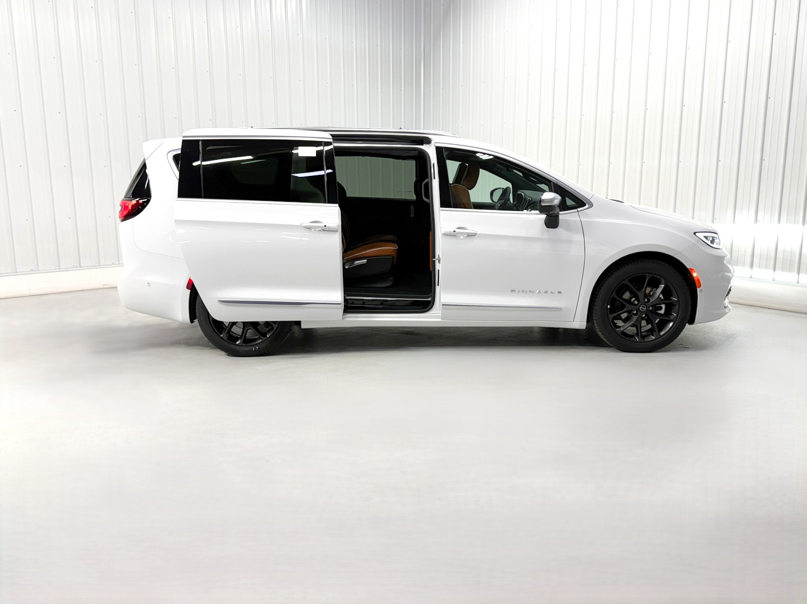 CHRYSLER PACIFICA PINNACLE