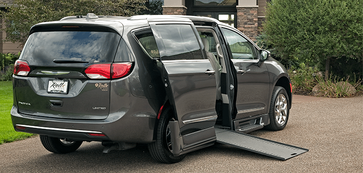 chrysler pacifica handicap van