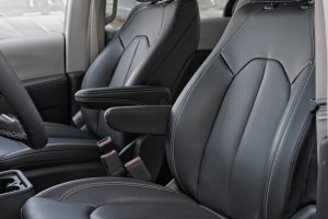 2023 Chrysler Pacifica Interior Seating 2