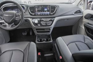 2023 Chrysler Pacifica Interior Seating 8