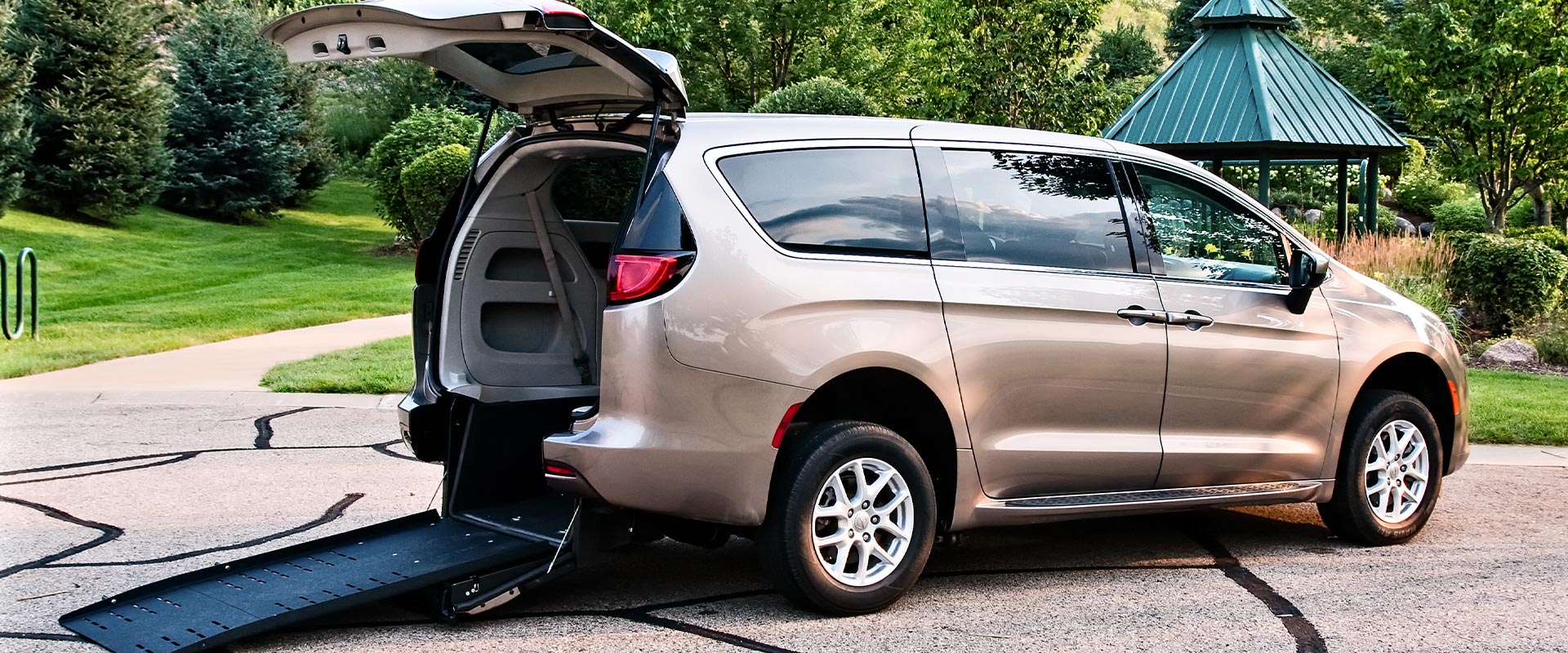 Chrysler Voyager RearEntry Wheelchair Vans For Sale