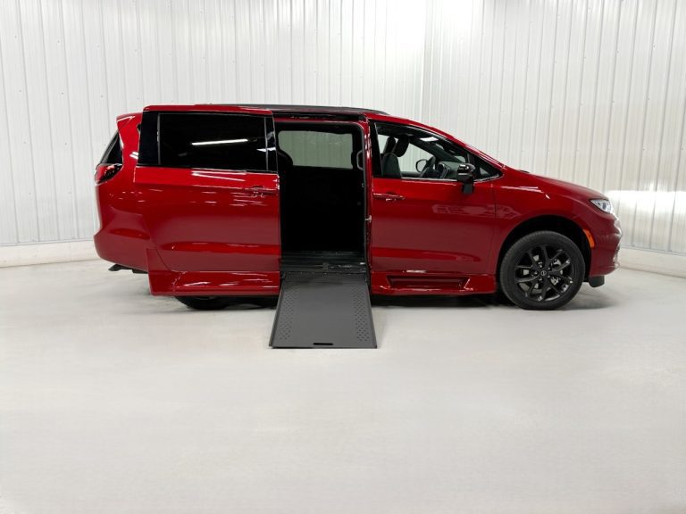 CHRYSLER PACIFICA LTD