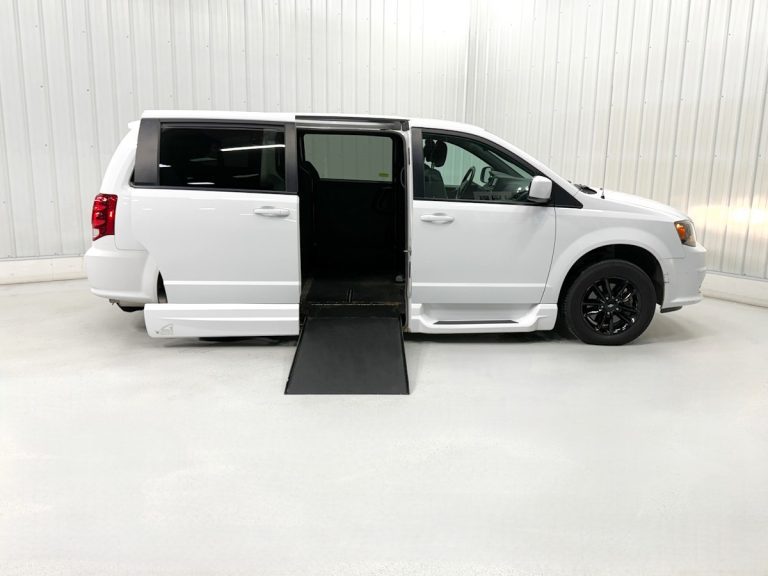 DODGE GR CARAVAN SXT