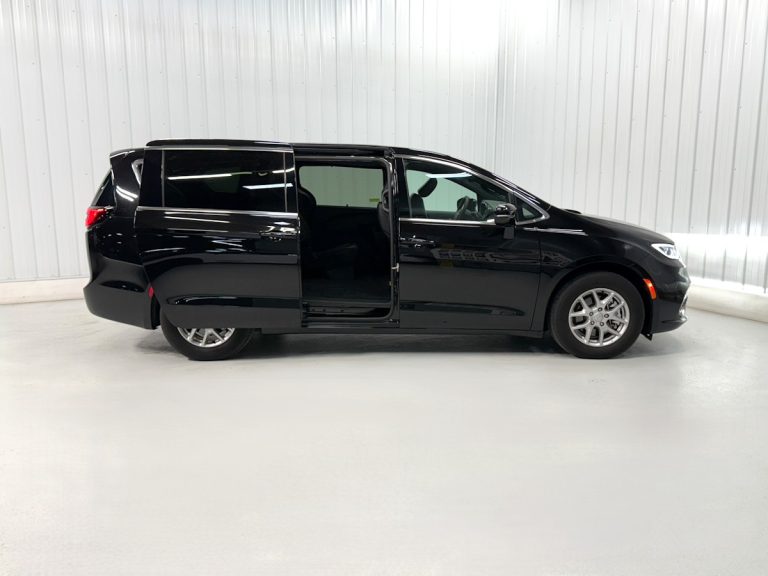 CHRYSLER PACIFICA SELECT