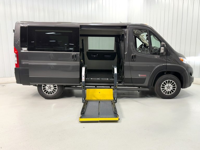 RAM PROMASTER 1500 LRRWHB