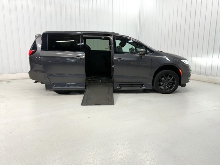 CHRYSLER PACIFICA LTD