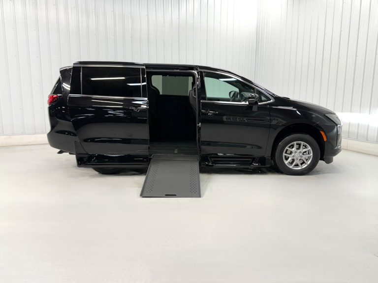 CHRYSLER PACIFICA SELECT
