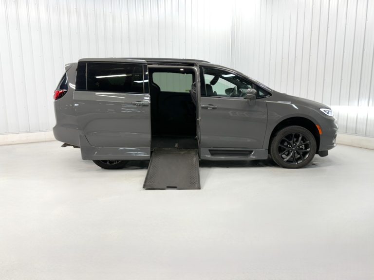 CHRYSLER PACIFICA LTD