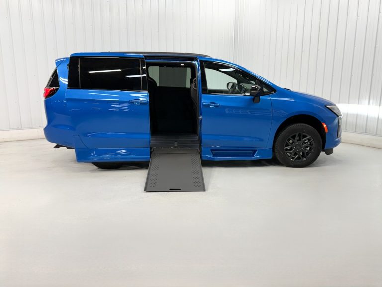 CHRYSLER PACIFICA SELECT