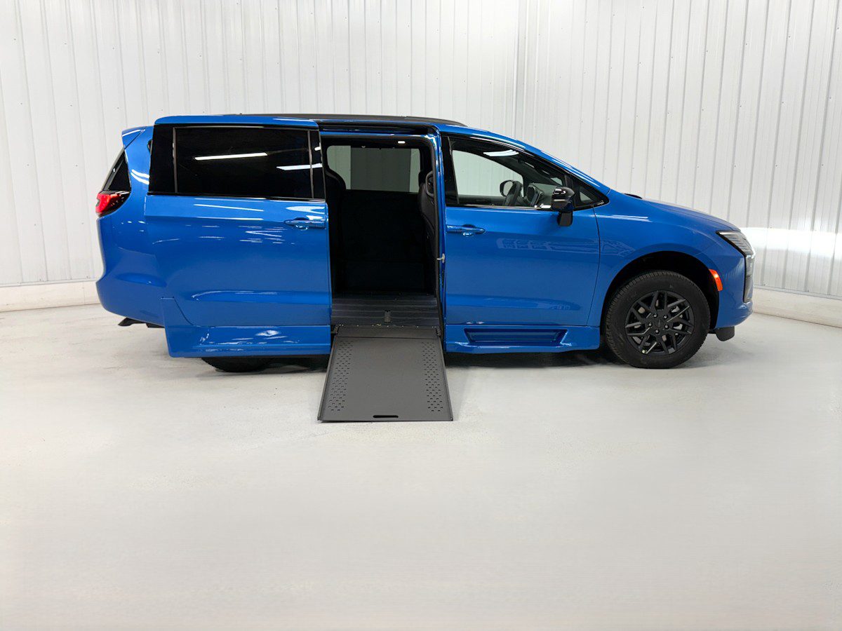 2027 Chrysler Pacifica