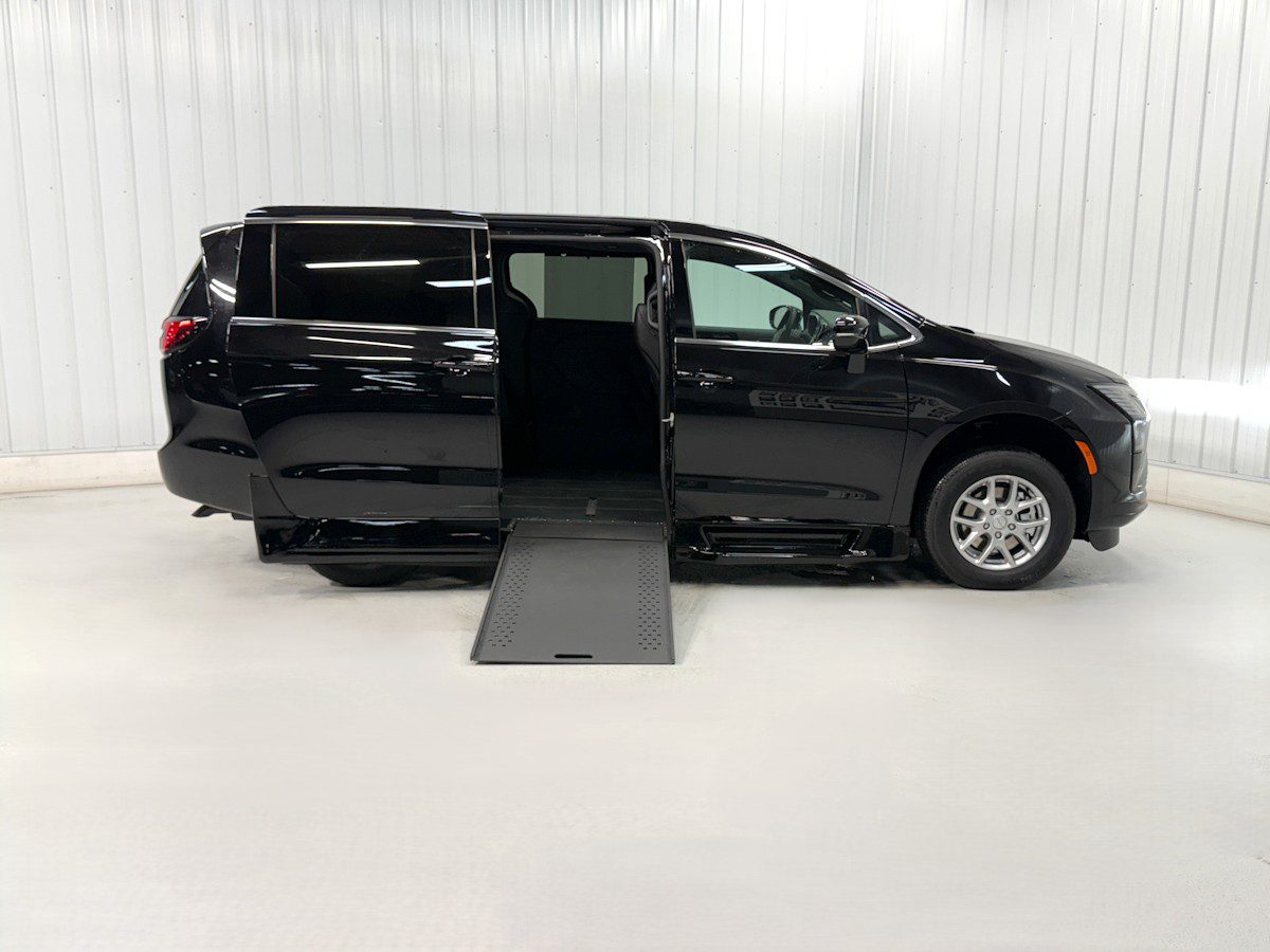 2027 Chrysler Pacifica